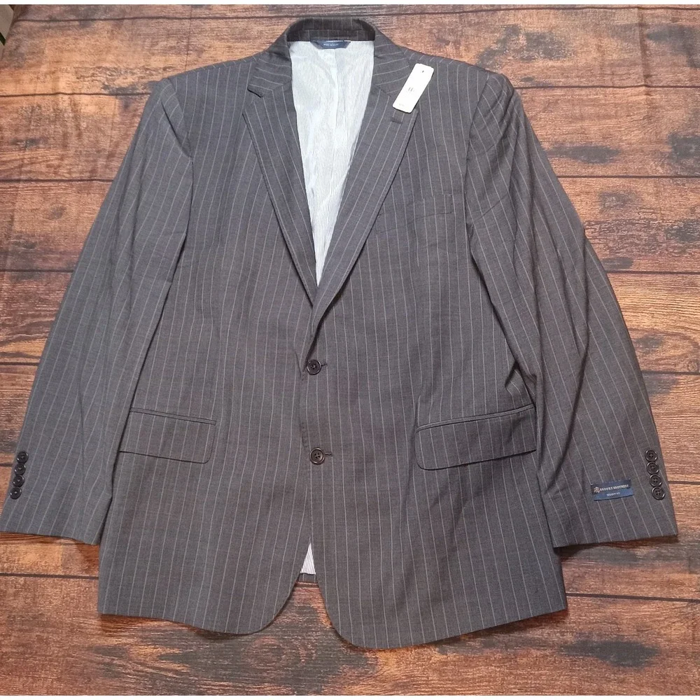 Brooks Brothers Explorer‎ Regent Fit Men's Blazer 46 Reg Gray Pinstripe